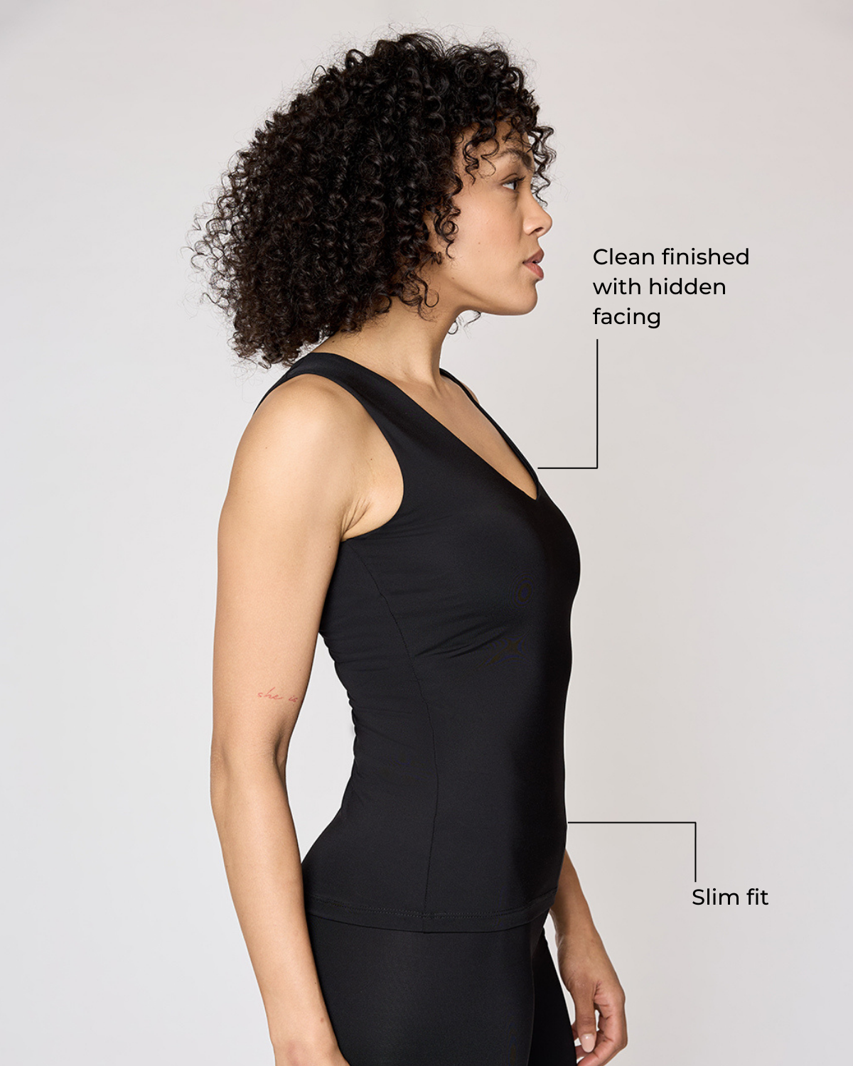 Ærmeløs V-Neck – Ultimativ Komfort & Stil